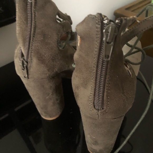 Suede Shoes - Picture 2 of 3